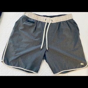 Banks Shorts - Grey Linen Texture